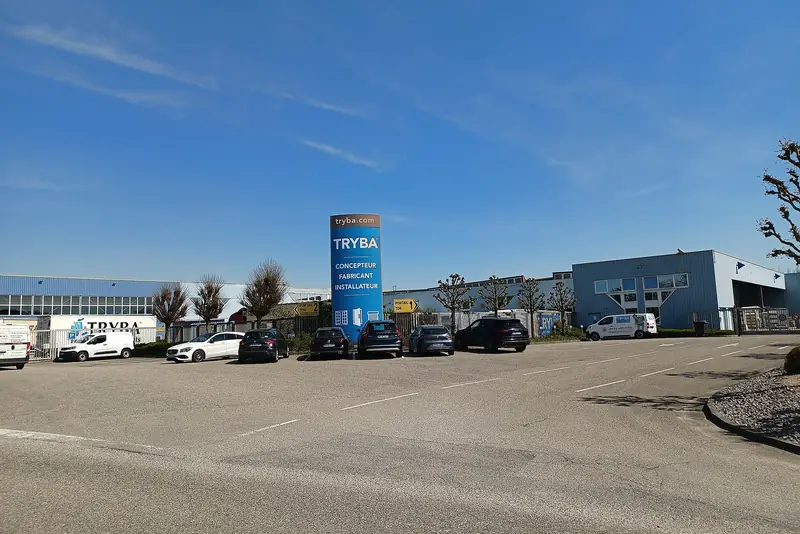 Le site de Tryba Industrie à Gundershoffen, dans le Bas-Rhin, entreprise de menuiserie.
